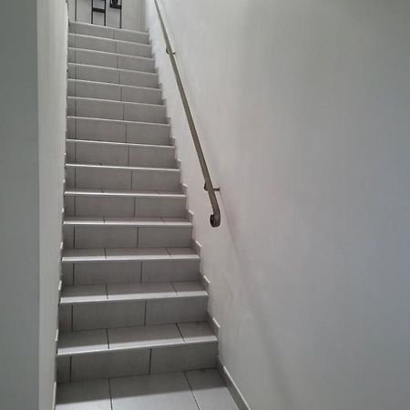 Appartement Avec Exterieur Aigues-Mortes Luaran gambar