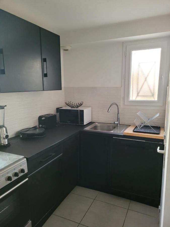 Appartement Avec Exterieur Aigues-Mortes Luaran gambar
