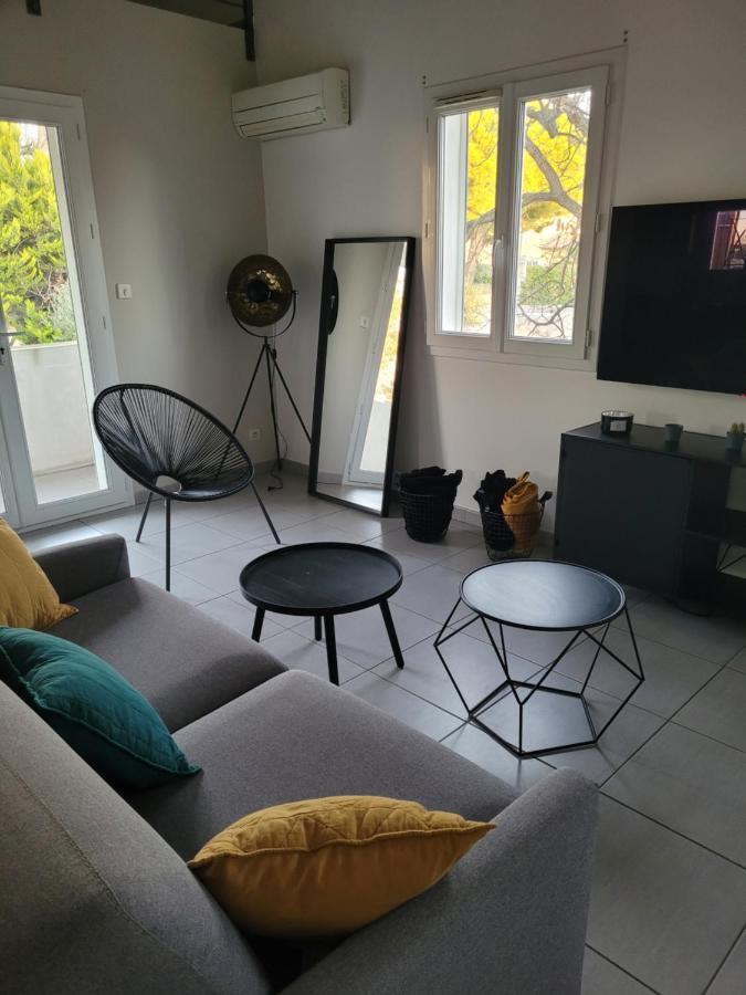 Appartement Avec Exterieur Aigues-Mortes Luaran gambar